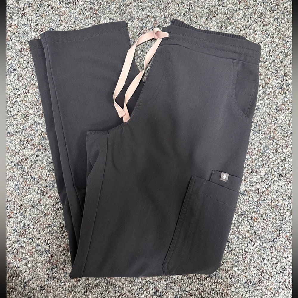 FIGS charcoal grey yola pant petite small